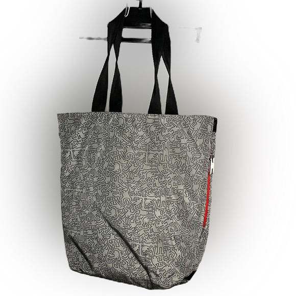 Keith Haring Art Bag - Picture 15 of 15